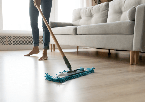 Laminate floor cleaning | St.Francis Flooring Inc.