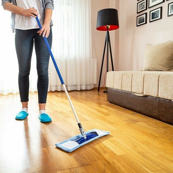 Laminate floor cleaning | St.Francis Flooring Inc.